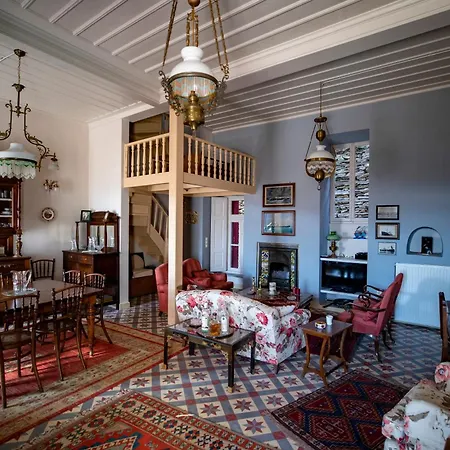 L G K Mansion Est.1920 Ándros